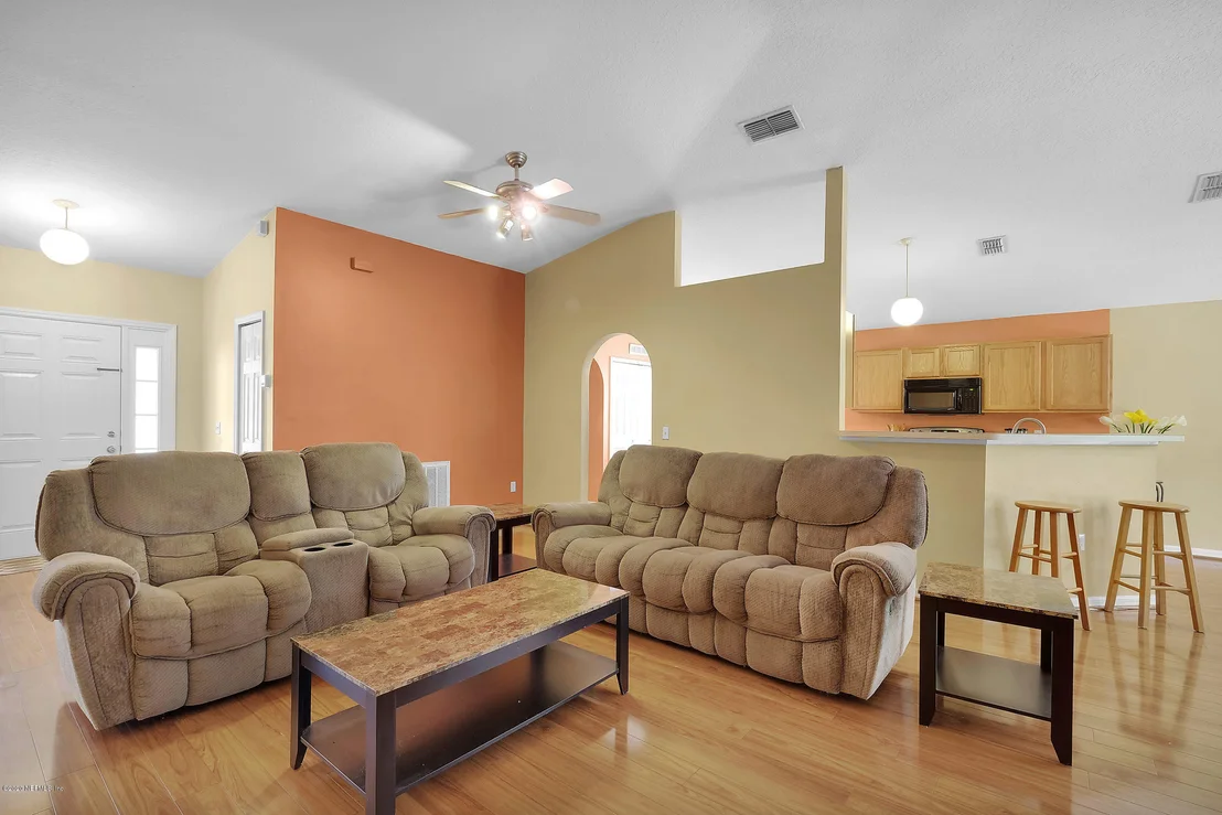 Photo of 196 KING ARTHUR Court
