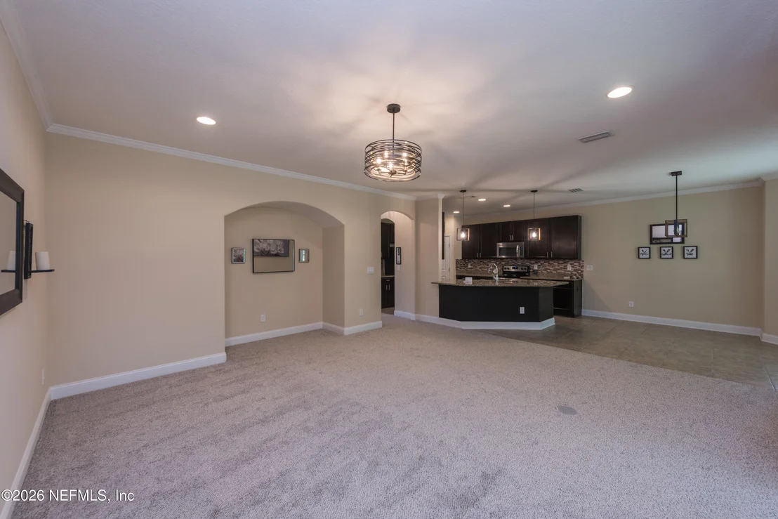 Photo of 664 DRYSDALE Drive
