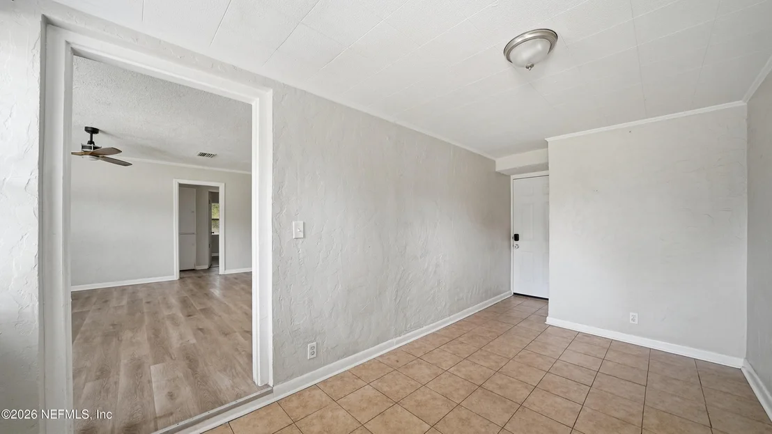 Photo of 5377 RIVER FOREST Drive