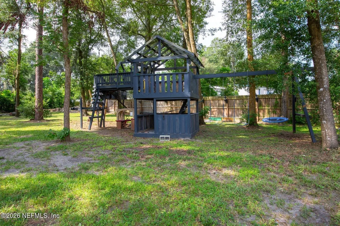 Photo of 9742 CUNNINGHAM Road