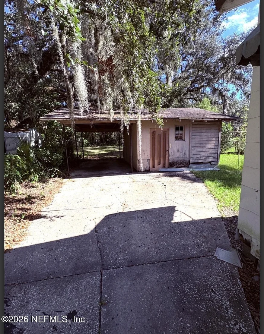 Photo of 1931 LAMBERT Street