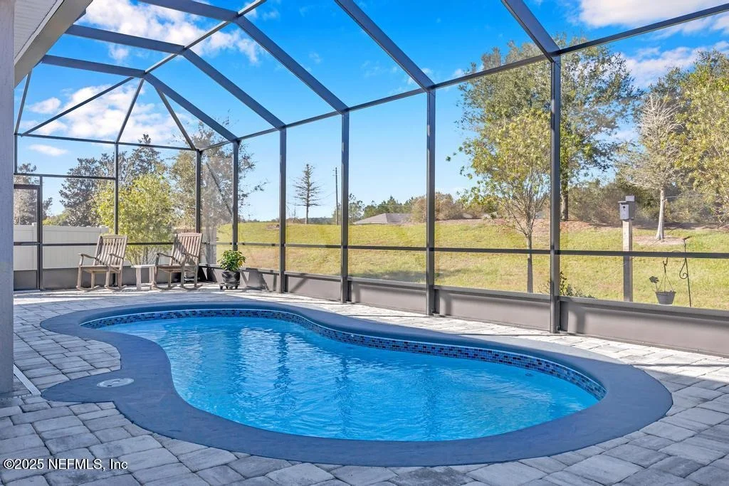 Photo of 139 EVENSHADE Way