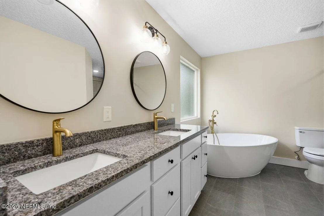 Photo of 6093 TAYLOR Road
