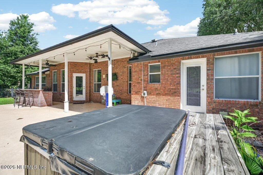 Photo of 385 LOLLY Lane