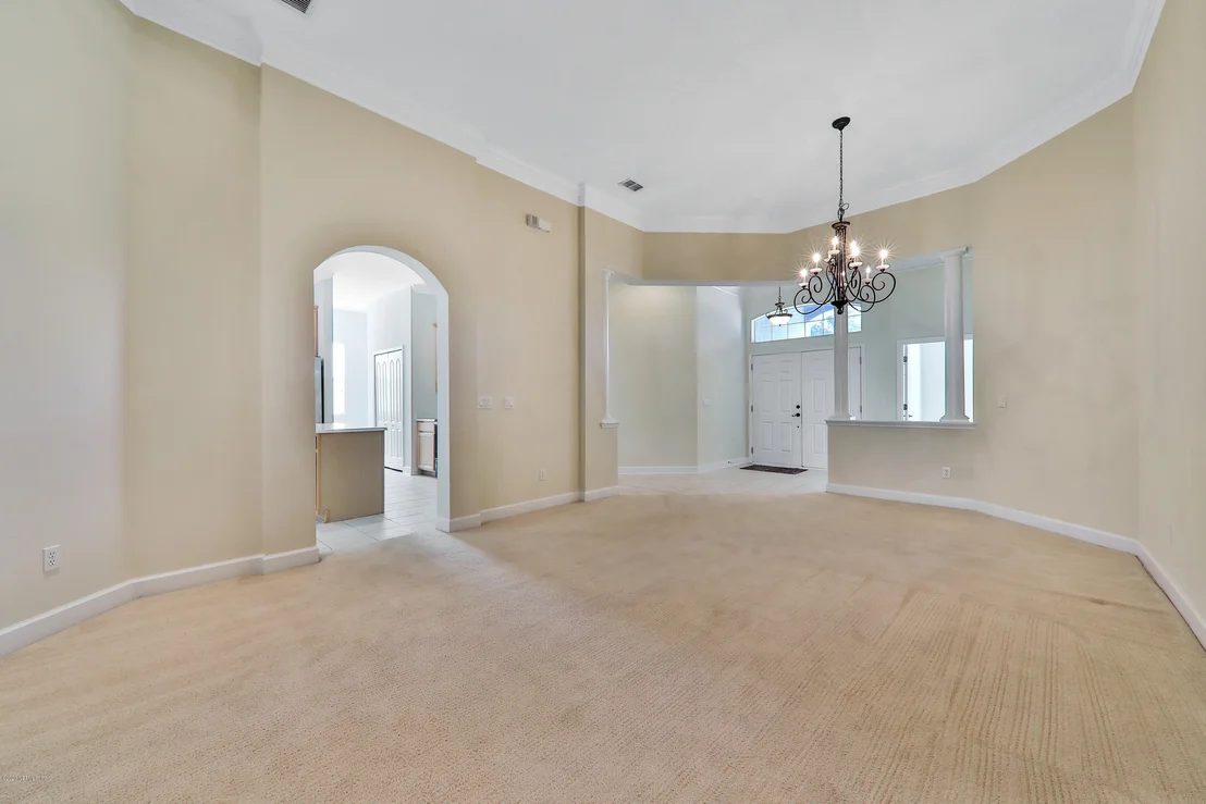 Photo of 804 RILEY Lane