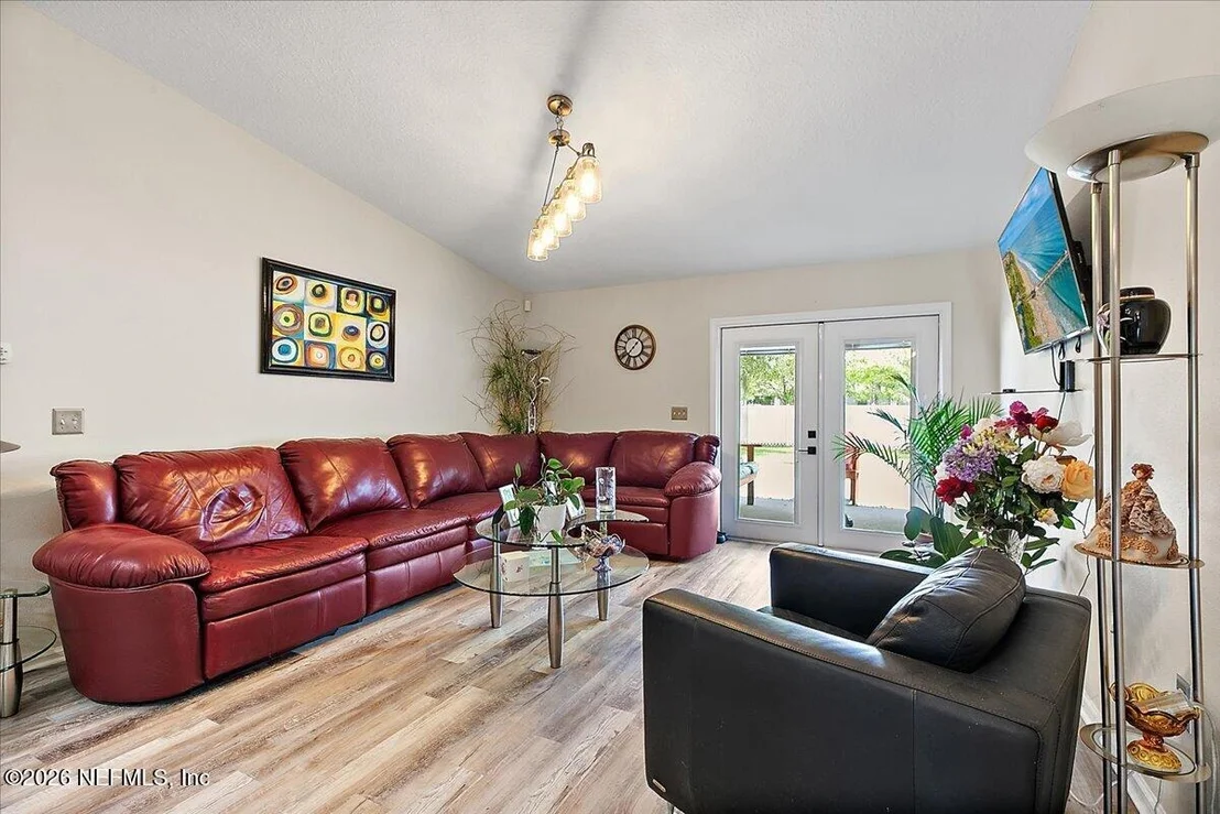 Photo of 51 S TWIN MAPLE Road