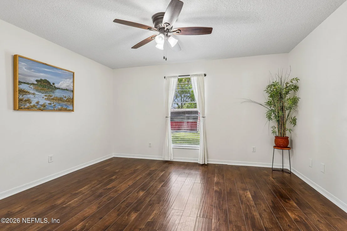 Photo of 2387 PERTH Drive