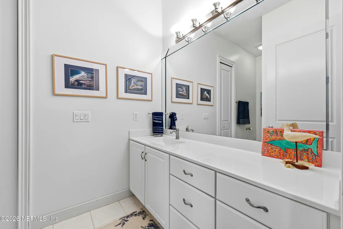 Photo of 240 LAUREL Lane