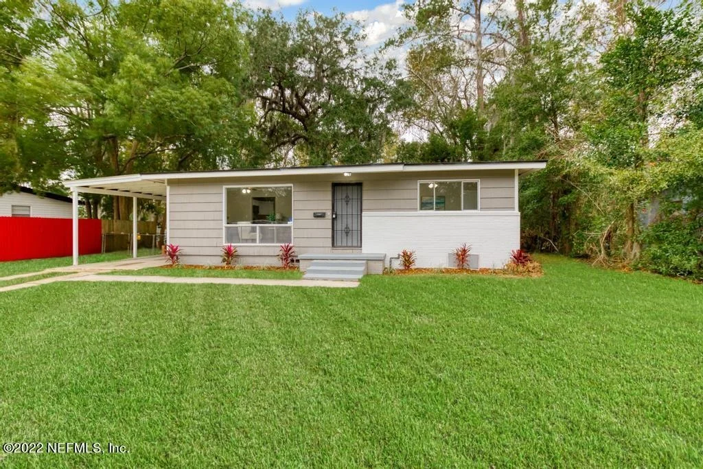 Photo of 10328 PINEHURST Drive