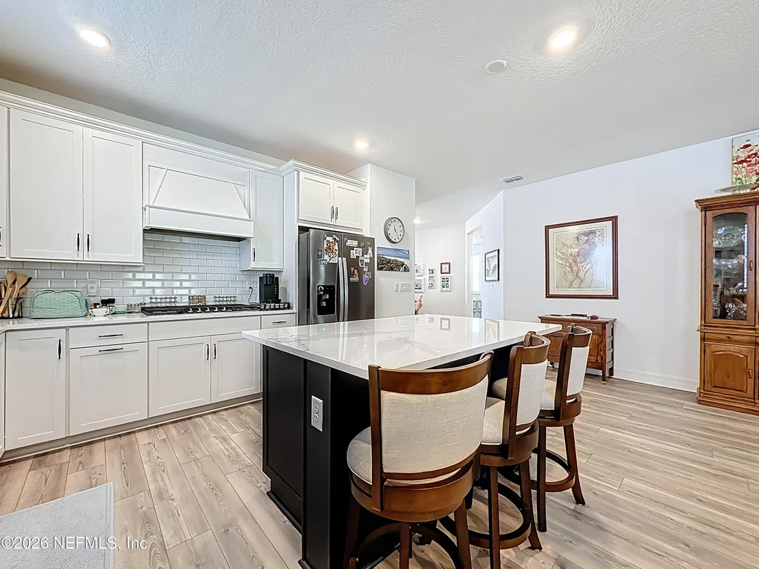 Photo of 426 HAWTHORN PARK Circle