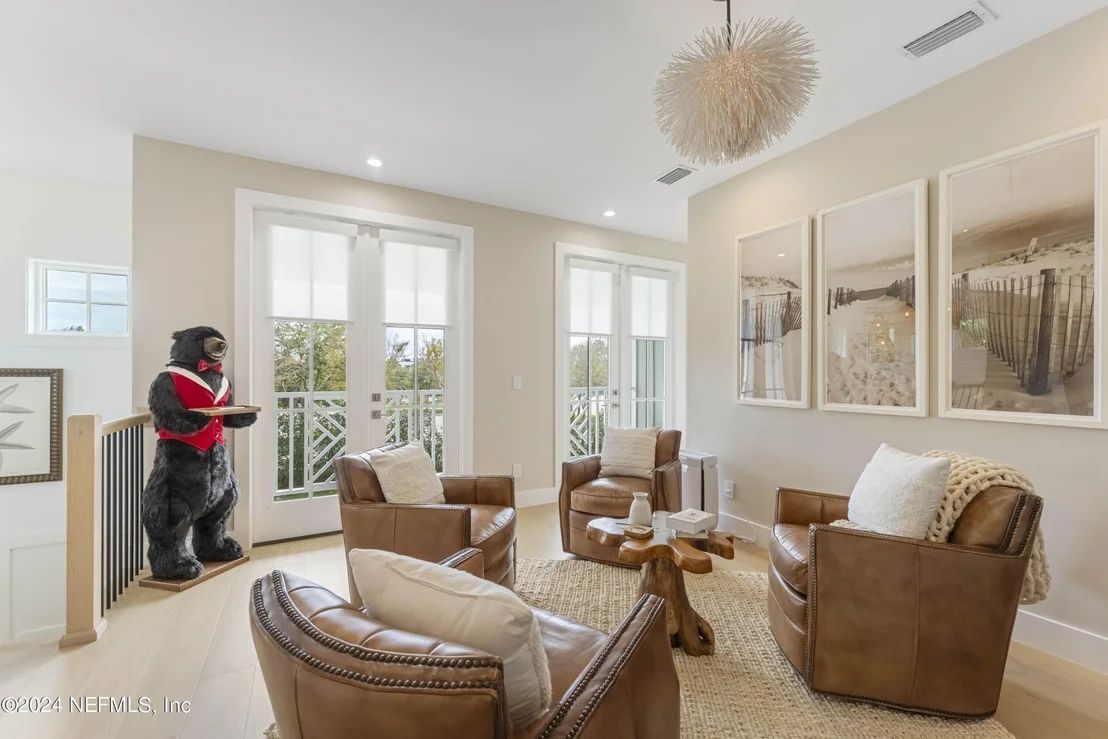 Photo of 469 GOLF VIEW Circle