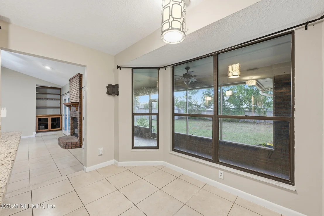 Photo of 954 LAKERIDGE Drive