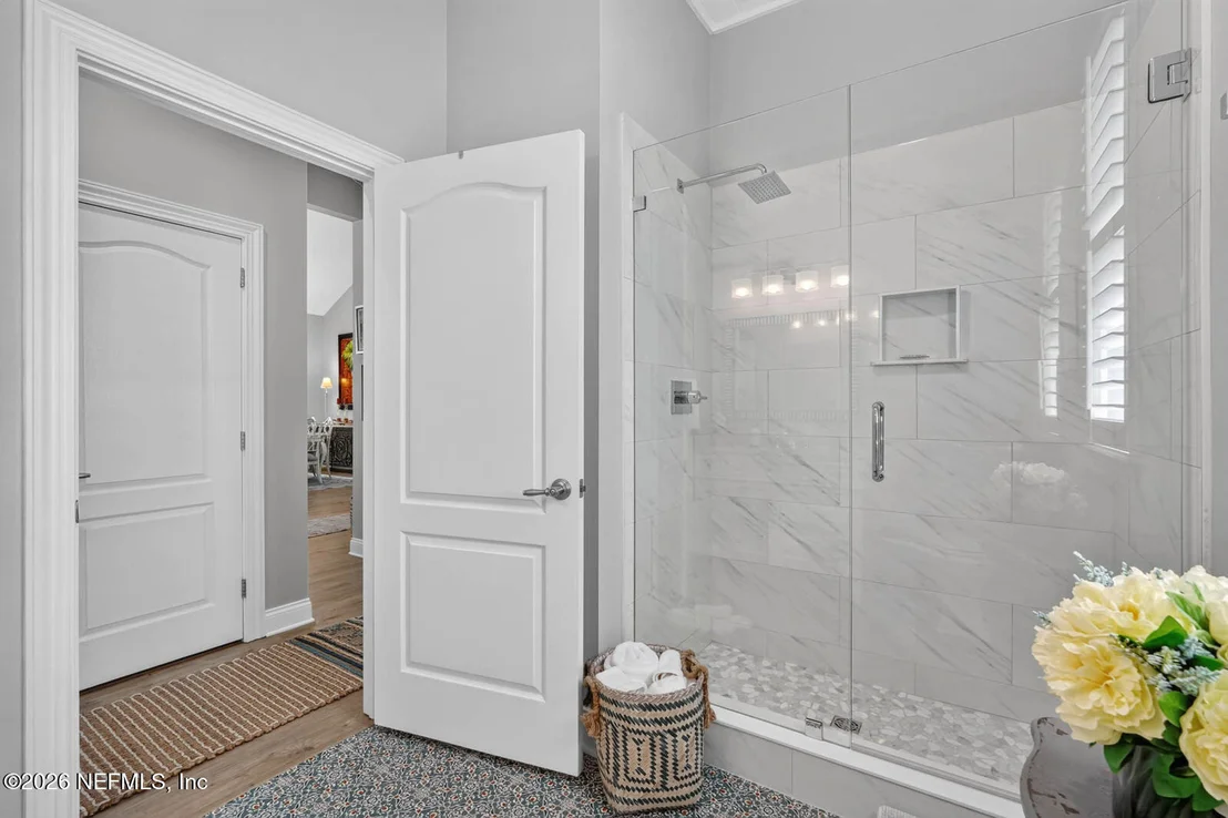 Photo of 136 ISLAND COTTAGE Way