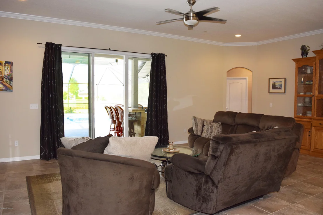Photo of 167 E POSITANO Avenue