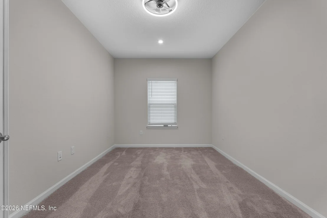 Photo of 226 TOWER Court