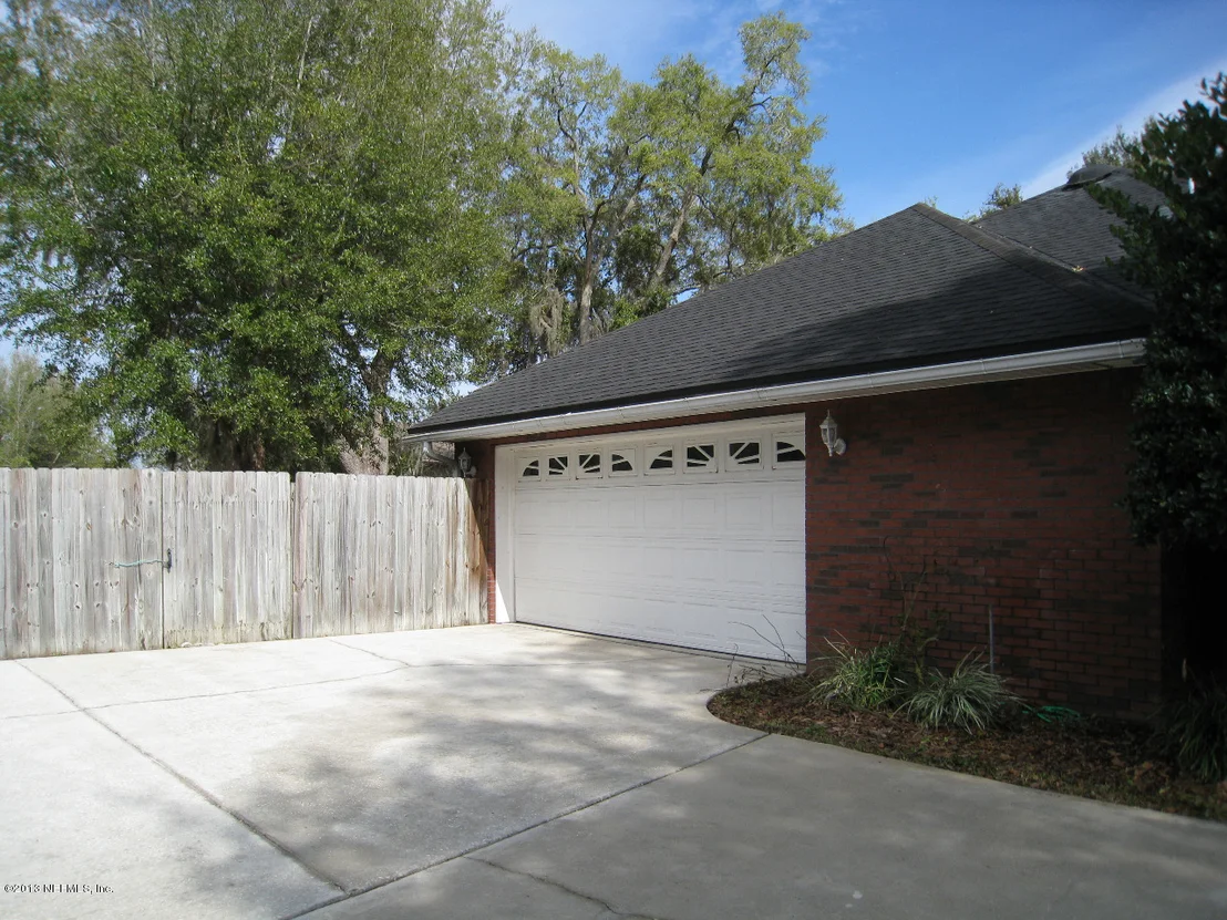 Photo of 607 CINDY Court