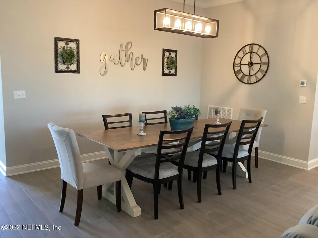 Photo of 48 SUNBERRY Way