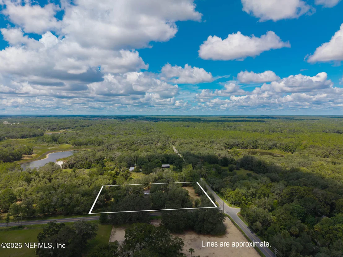 Photo of 101 W STRICKLAND Road
