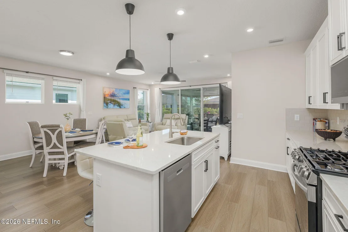 Photo of 403 LADYSLIPPER Drive