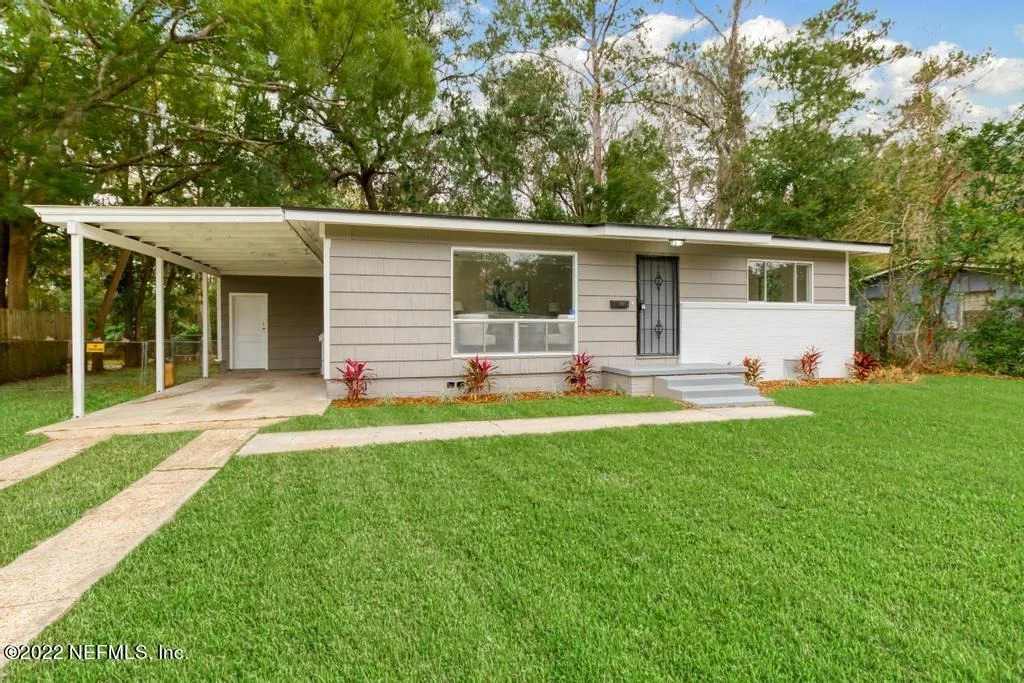 Photo of 10328 PINEHURST Drive