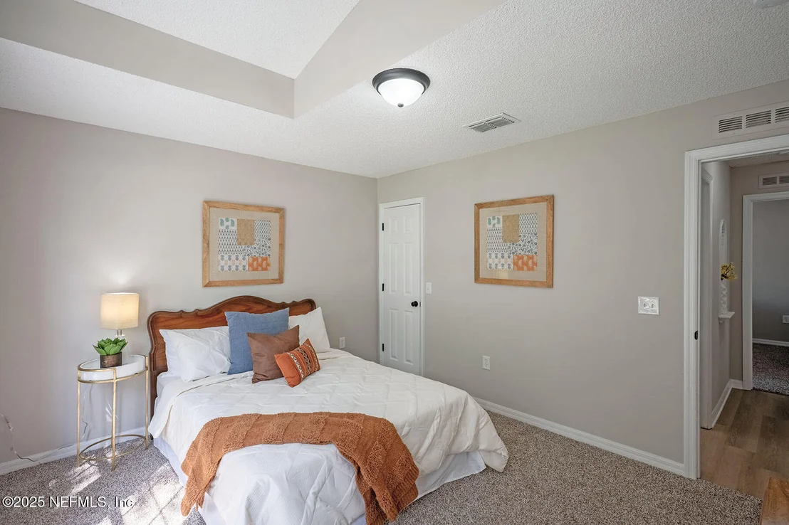 Photo of 2920 STONEGATE Lane
