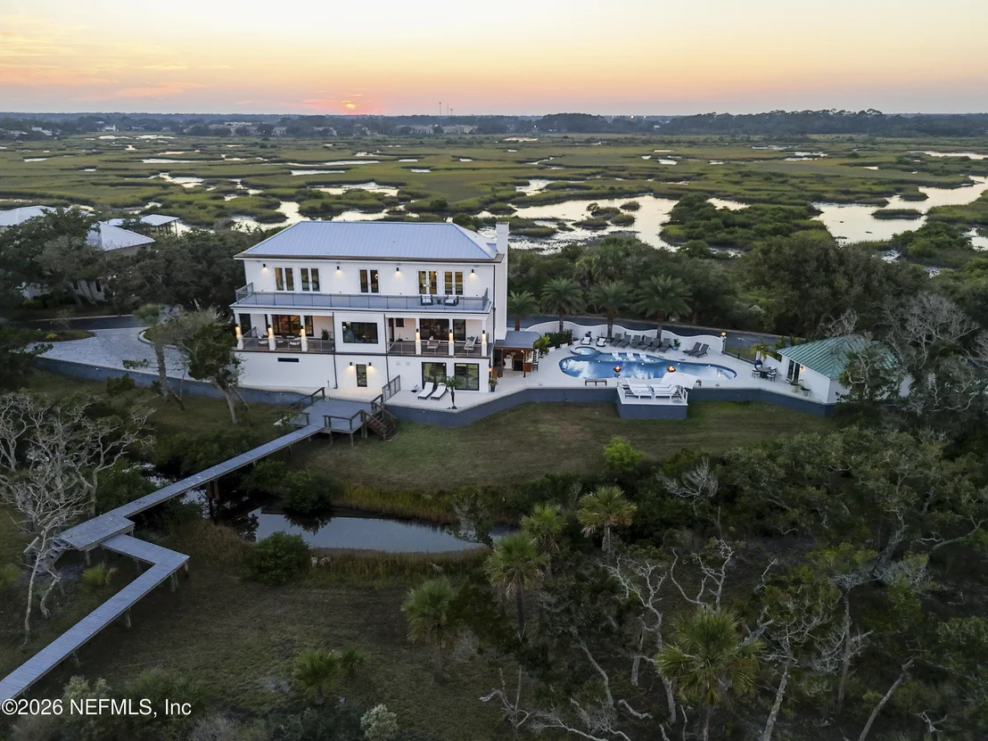 Photo of 3418 LANDS END Drive