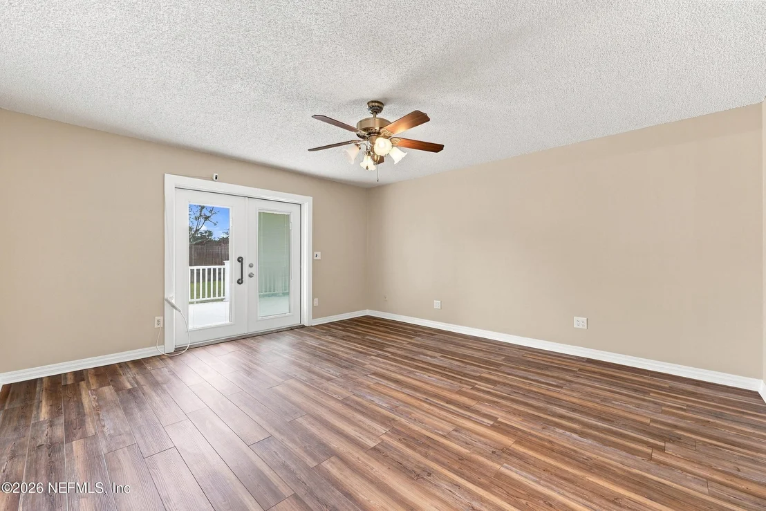 Photo of 2069 MONMOUTH Circle