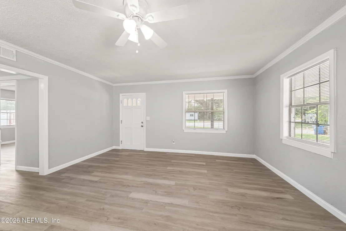 Photo of 1241 KING ARTHUR Road