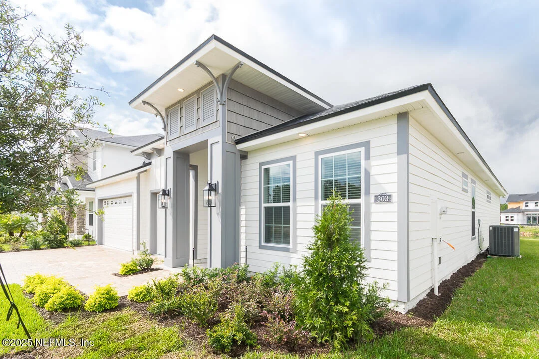 Photo of 303 EAGLE MOON LAKE Drive
