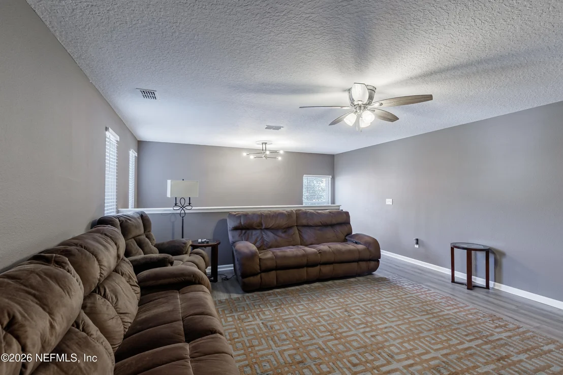 Photo of 1252 LUFFNESS Drive
