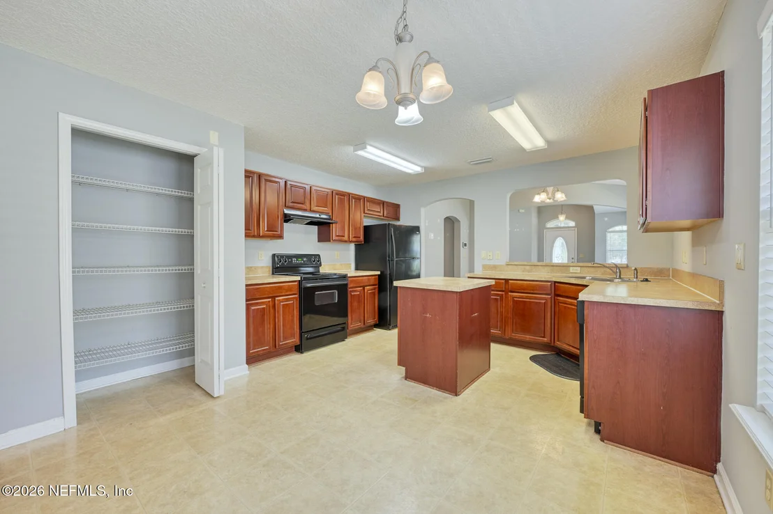 Photo of 3809 PEBBLE BROOKE Circle