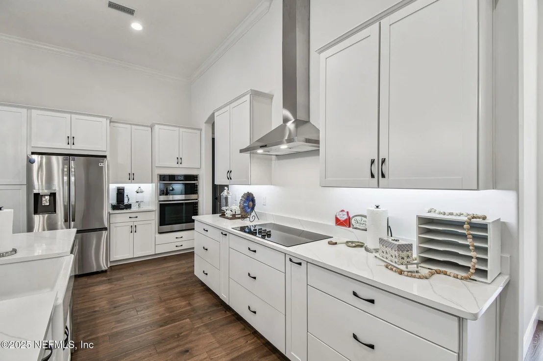 Photo of 295 PINE GROVE Point
