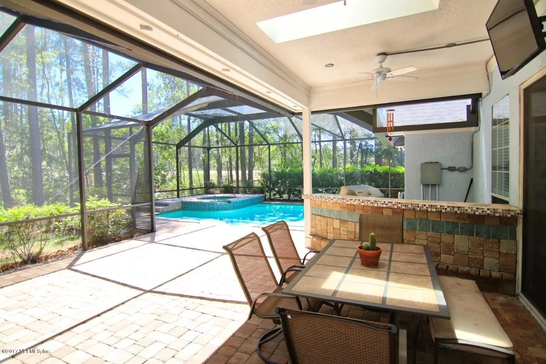 Photo of 216 TWINING Trace