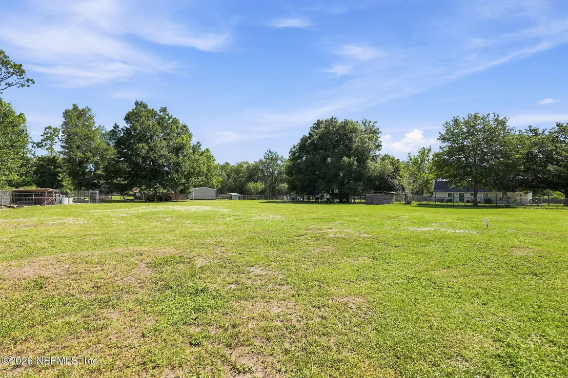 Photo of 5684 MAVERICK Road