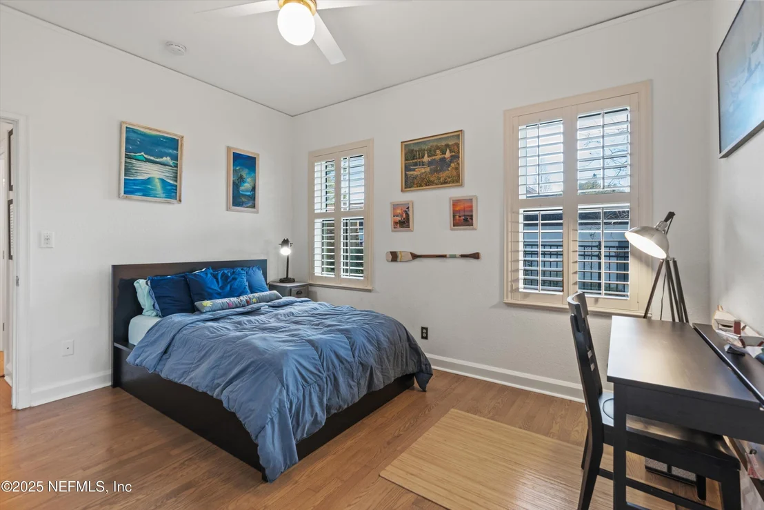 Photo of 2525 LAUREL Road