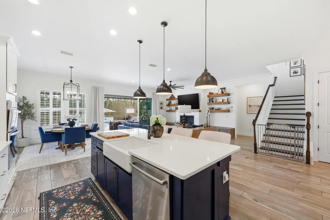 Photo of 184 PINE HAVEN Drive