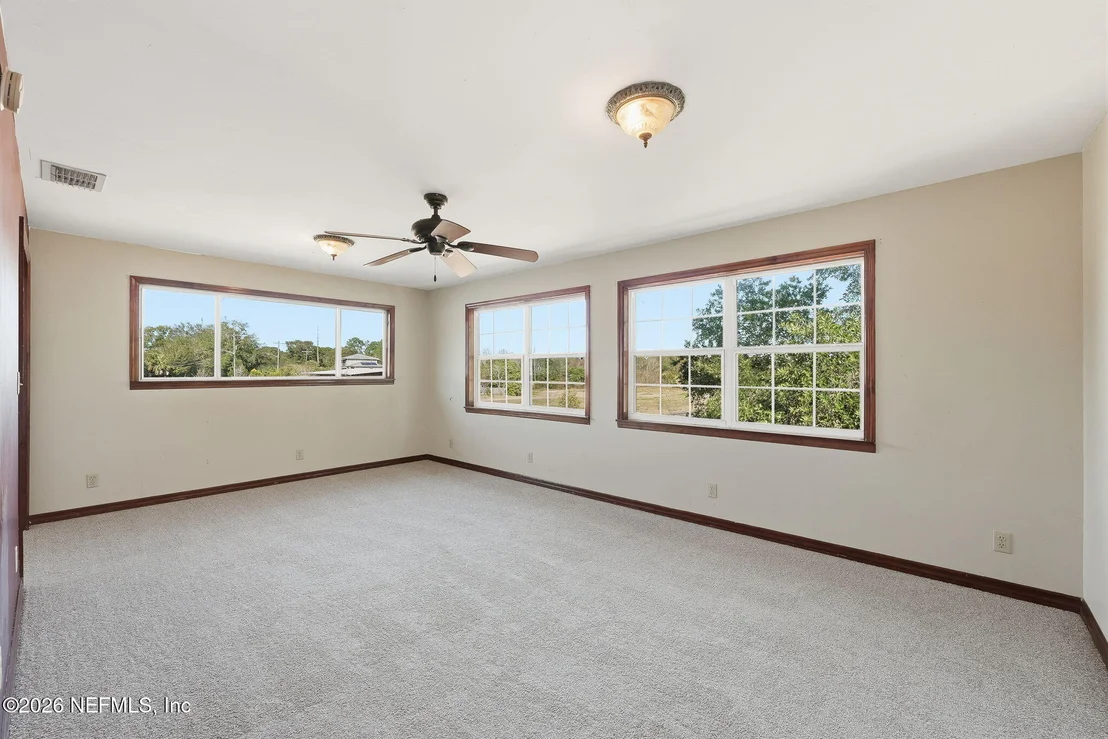 Photo of 1863 LIVE OAK Drive