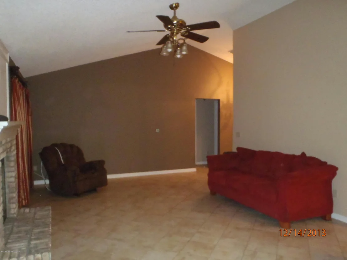 Photo of 377 Oldfield Drive