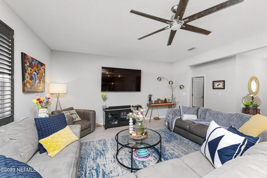 Photo of 1414 KNUDSON Drive