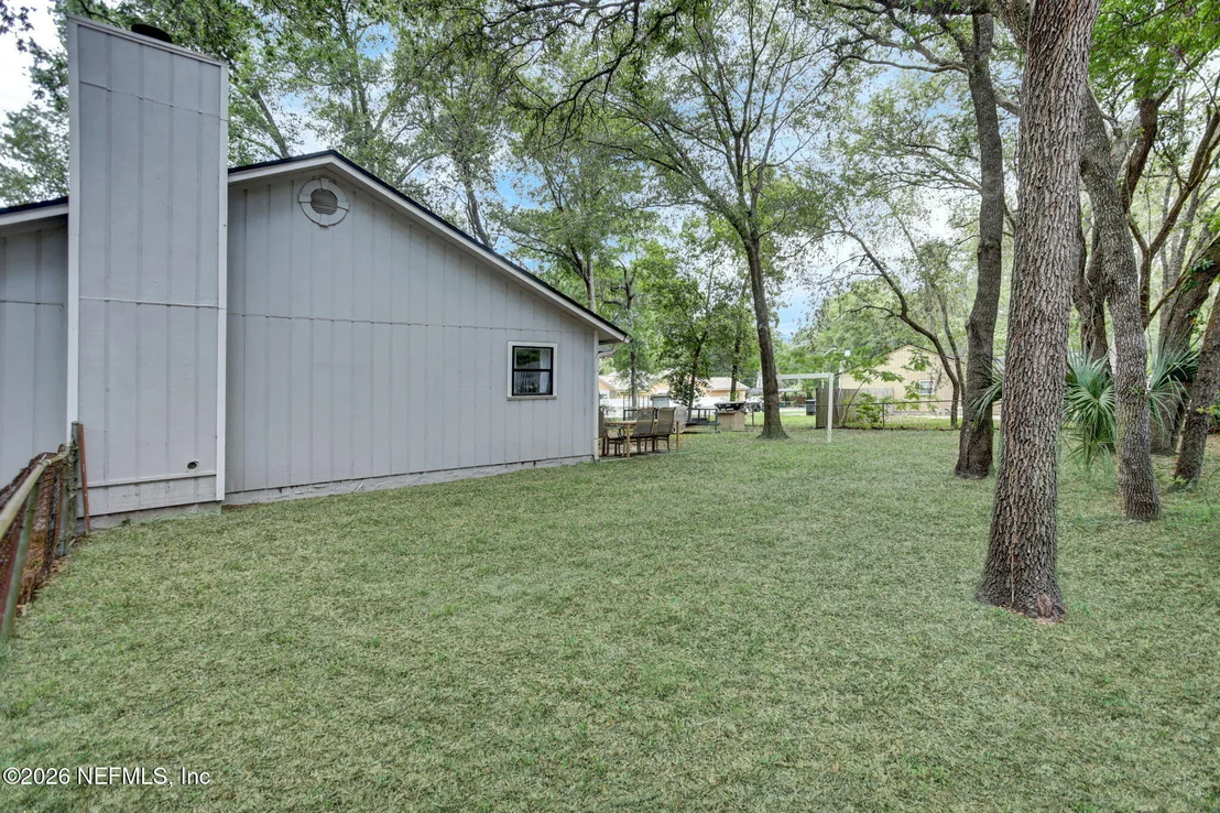 Photo of 12977 BEAUBIEN Road