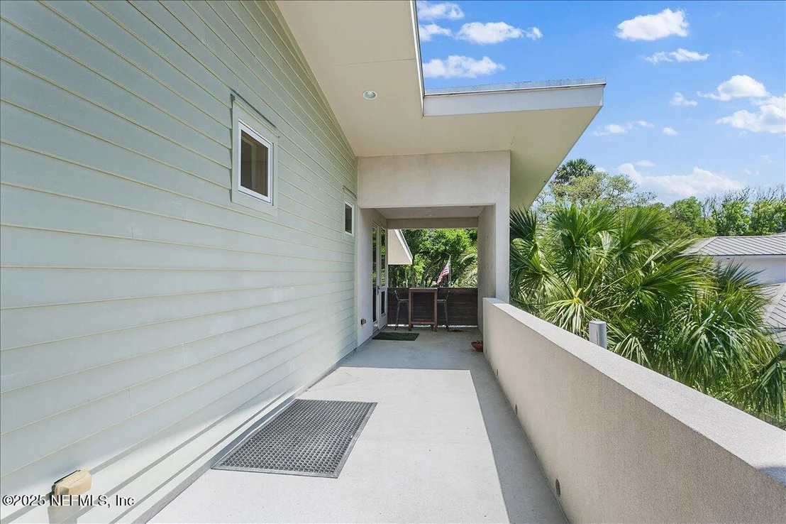 Photo of 2446 SEMINOLE Road