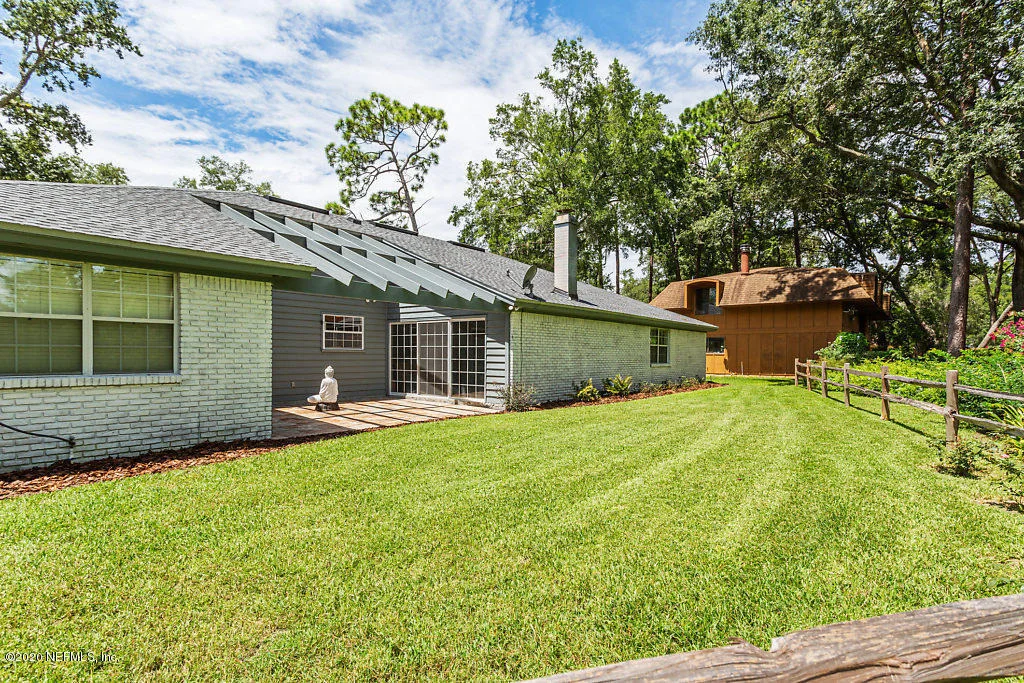 Photo of 9625 BEAUCLERC BLUFF Road