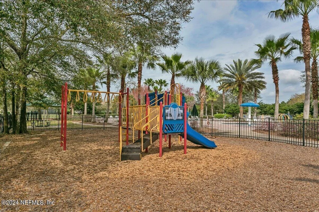 Photo of 13779 WEEPING WILLOW Way