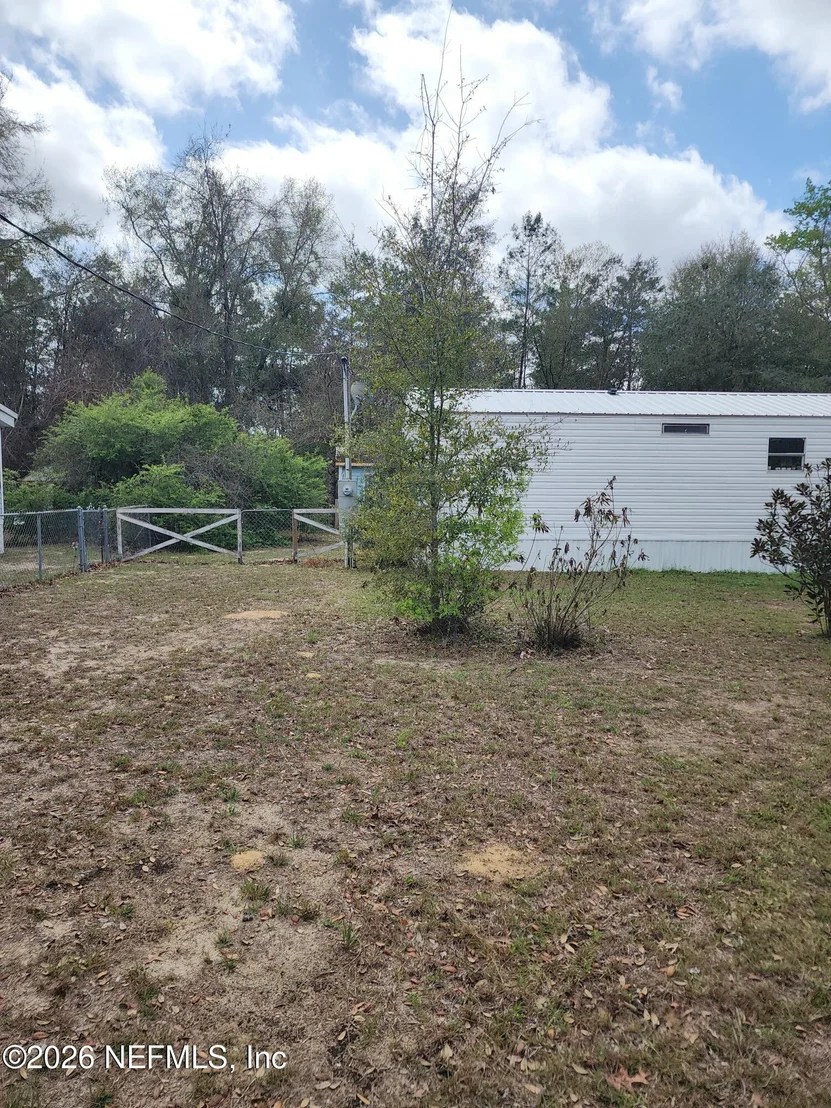 Photo of 231 LAKEVIEW Court