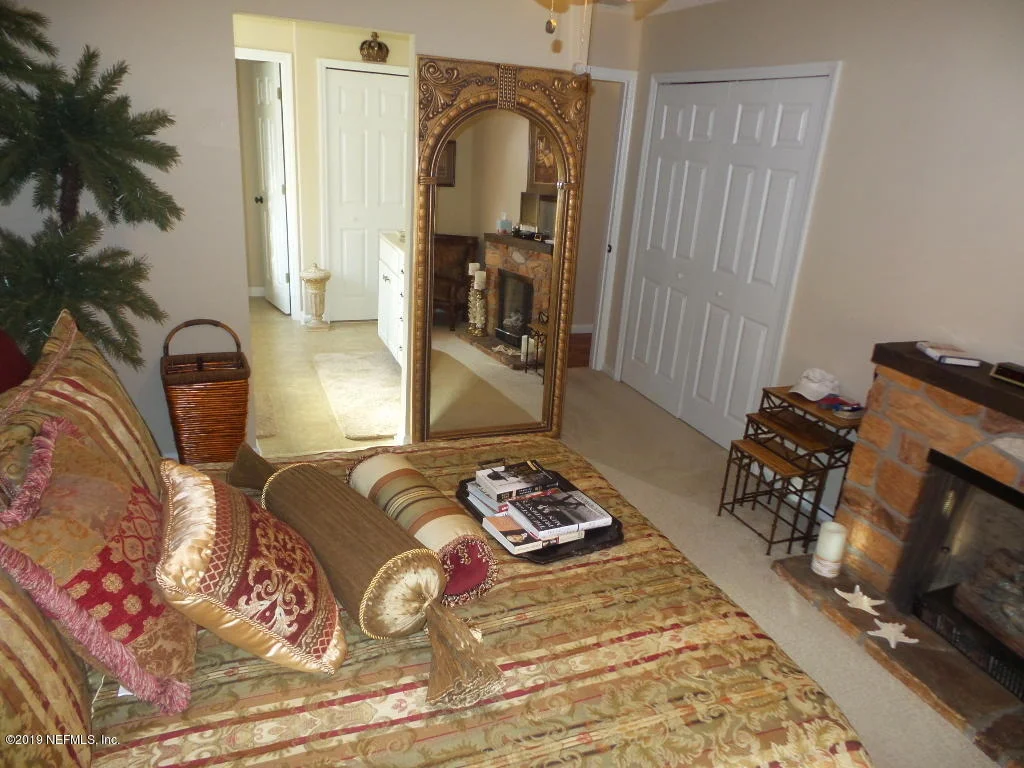 Photo of 1012 OAK ARBOR Circle
