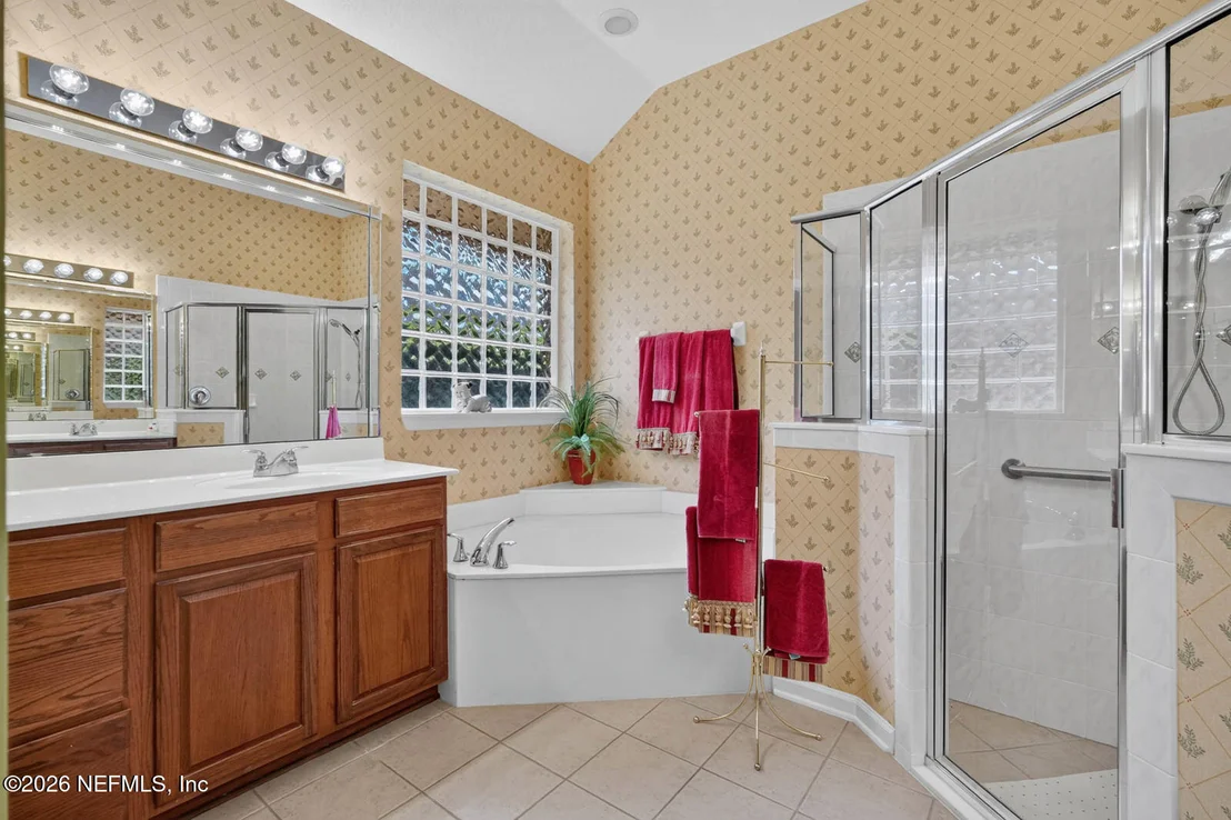 Photo of 832 RILEY Lane