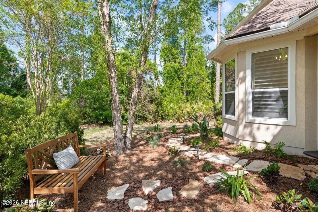 Photo of 240 ST JOHNS FOREST Boulevard