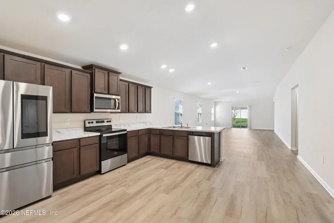 Photo of 8076 DANCING FOX Street