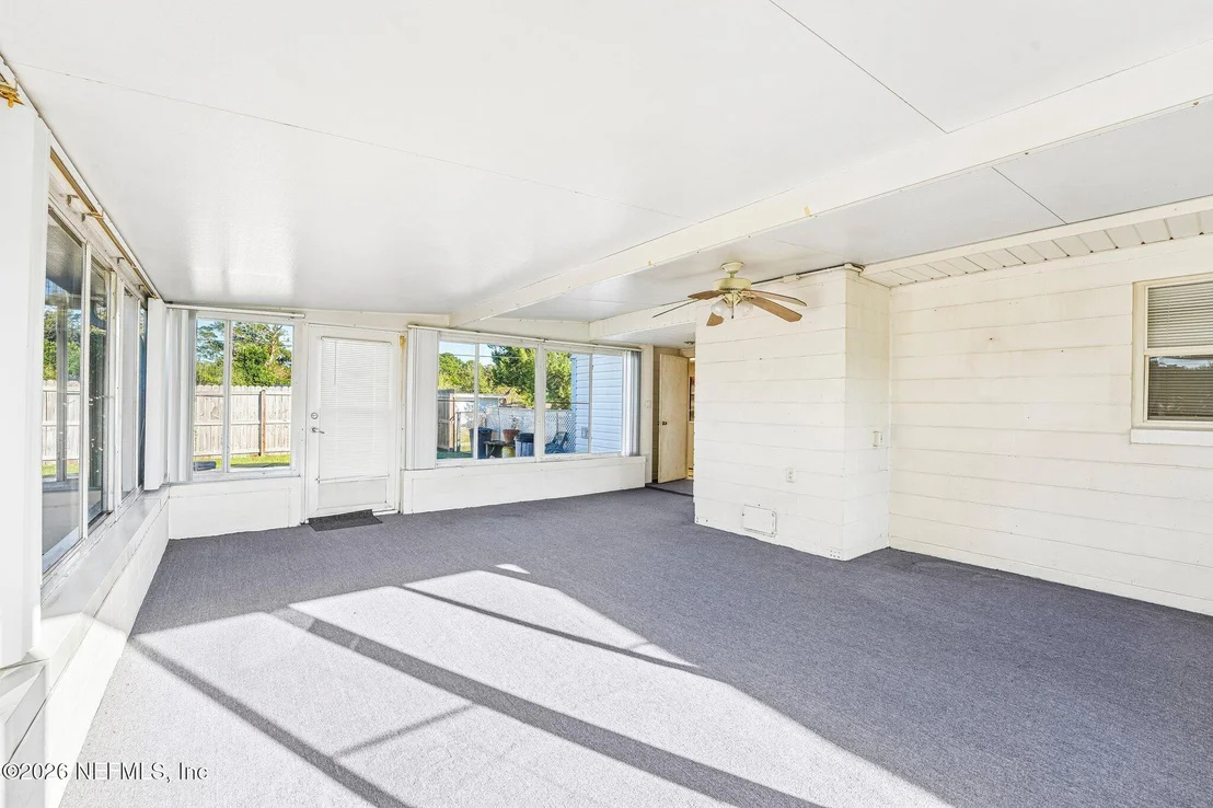 Photo of 10465 STONE Road