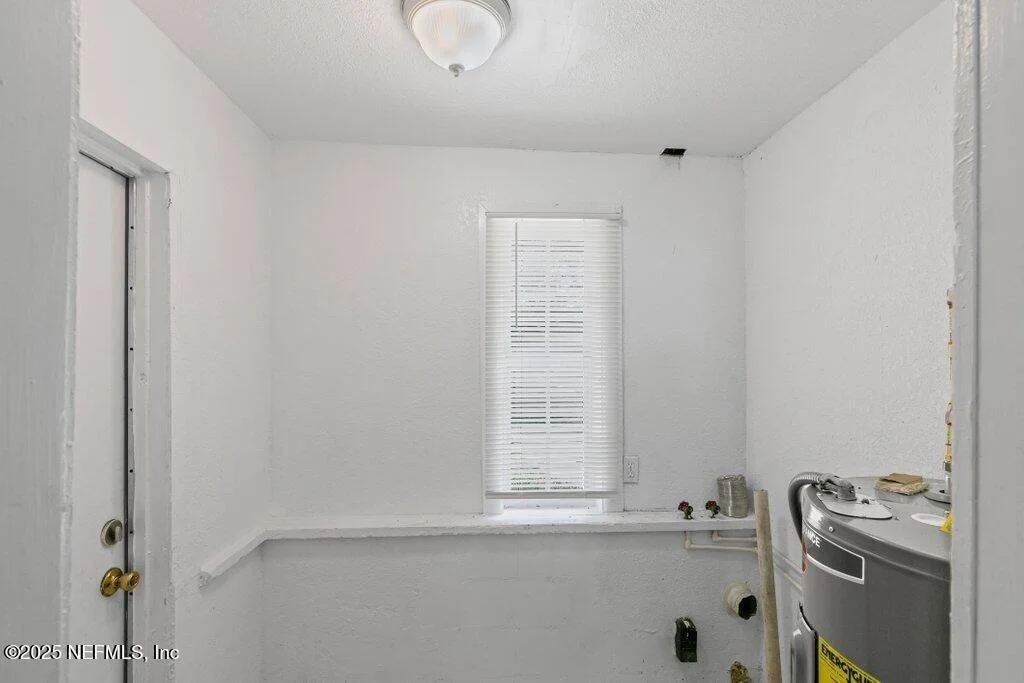 Photo of 2864 LEONID Road
